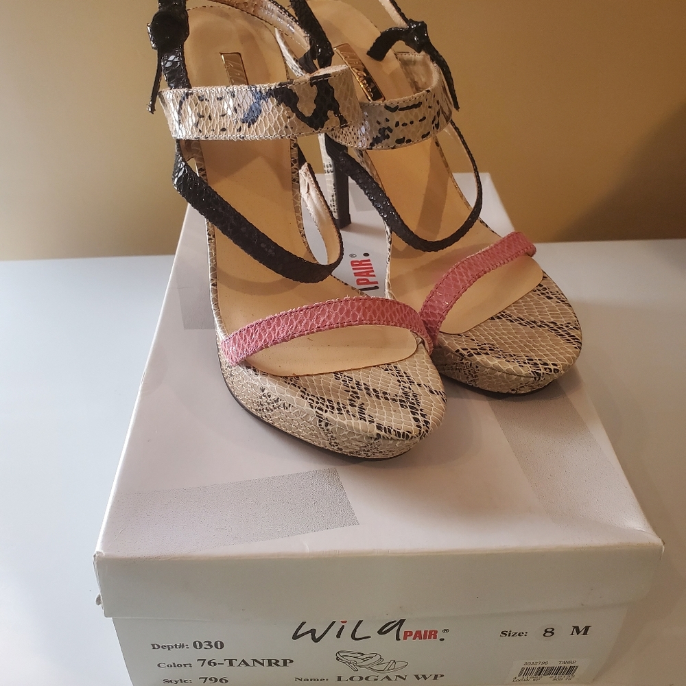 Heeled open toe sandals